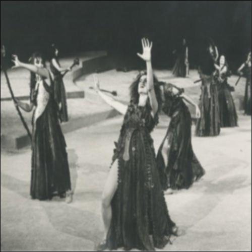 ΧΟΡΟΣ ΜΑΙΝΑΔΩΝ ΣΤΙΣ 