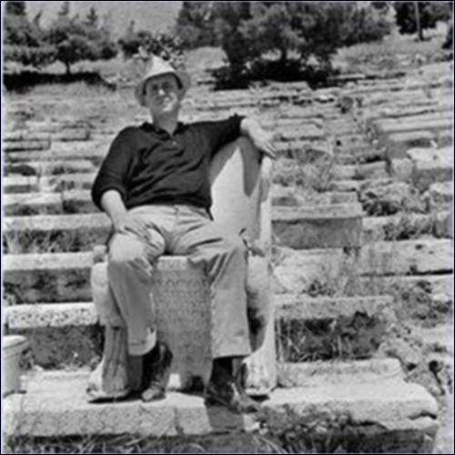 Ο Γιάννης Τσαρούχης μιλά για τη δική του παράσταση  των 