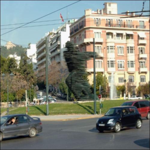 Το γλυπτό «Ο δρομέας» του Κ. Βαρώτσου_icon